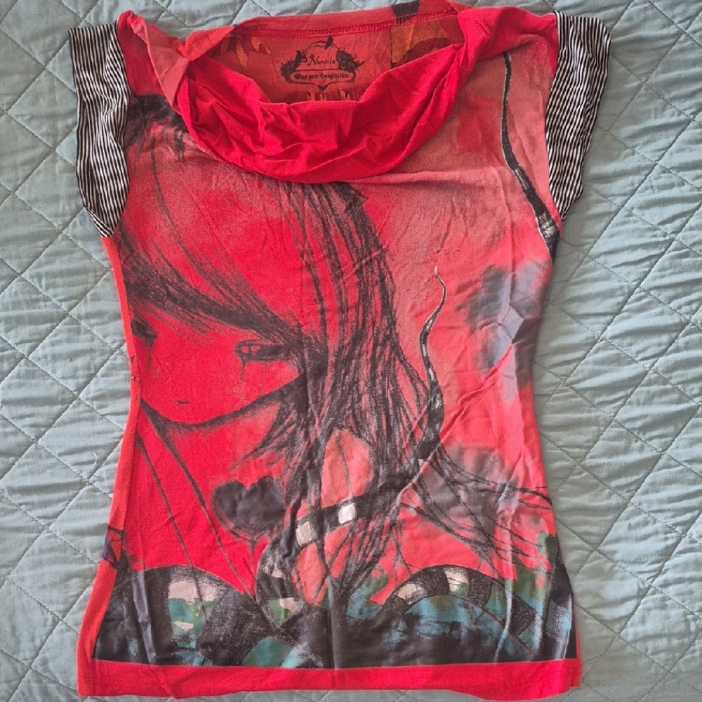 Stylish Red and Black Graphic Short Sleeve Top